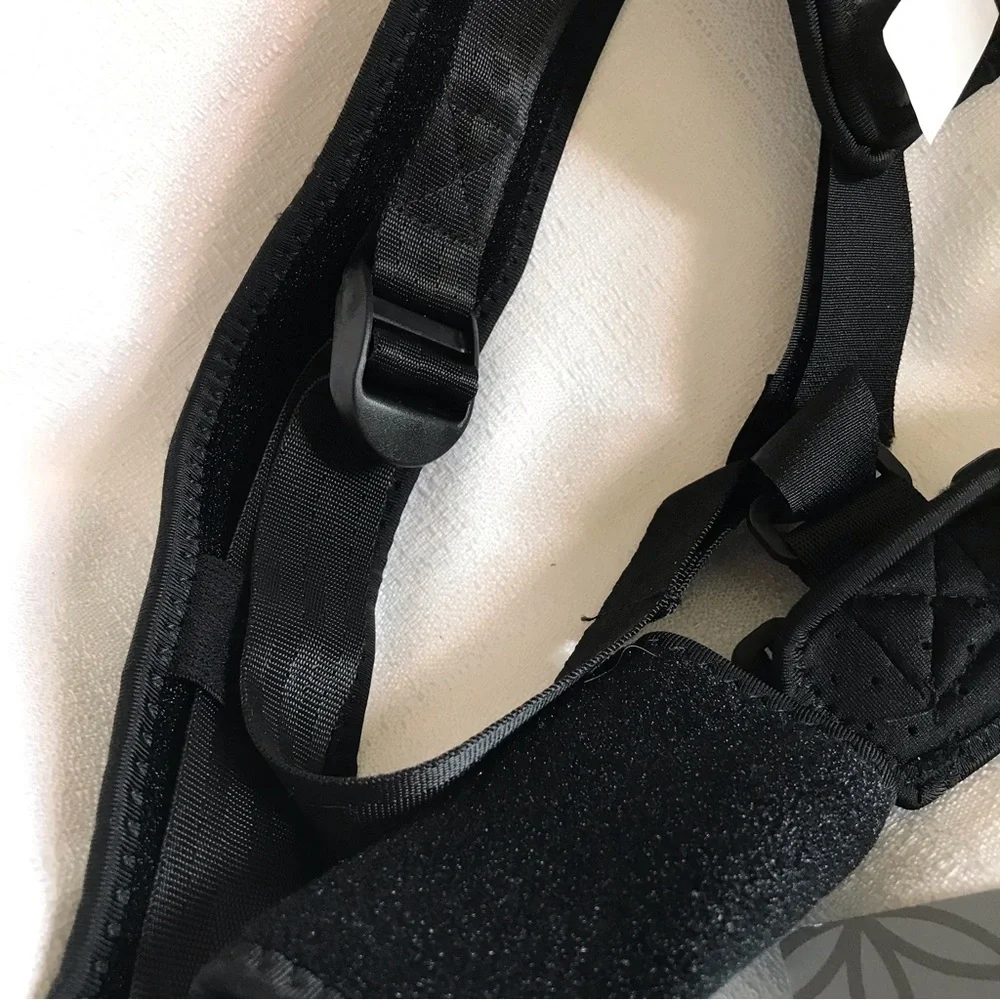 GAIAM Restore Posture Corrector Black Adjustable Clasps and Velcro NWT NIB - Picture 5 of 11